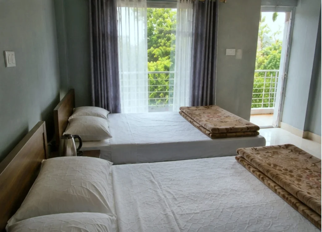 Valley View Room
